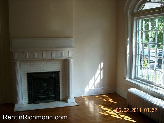 2nd image of 2418 Grove Ave #B