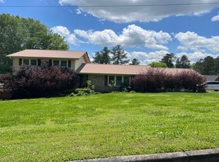 109 Ivy Ln, Calhoun, GA 30701