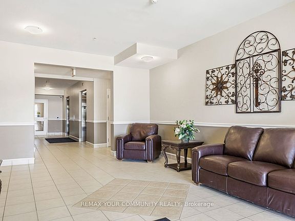5th image of 112 Simcoe Rd #206