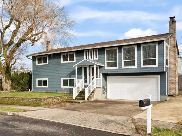 1324 NE Barnes Ct, Gresham, OR 97030