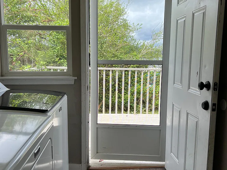 316 Cline Ave — Photo 25