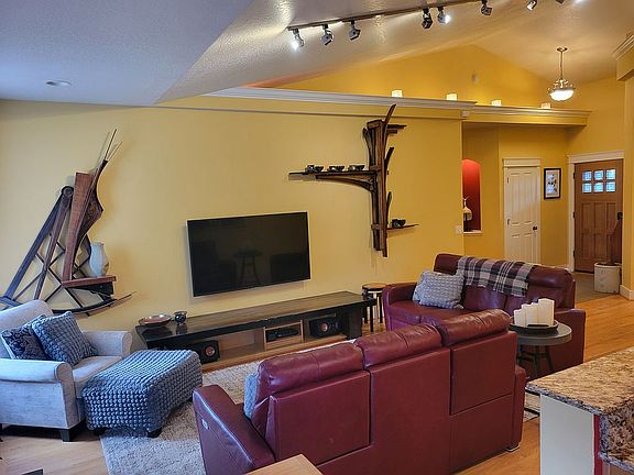 3rd image of 1425 Tasa Creek Dr