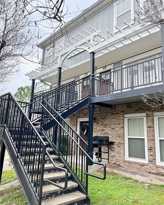 1st image of 1725 Harvey Mitchell Unit 2122