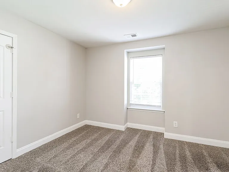 4500 Red Hook Rd — Photo 14
