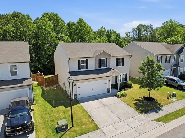 4304 Auburn Hills Dr, Raleigh, NC 27616