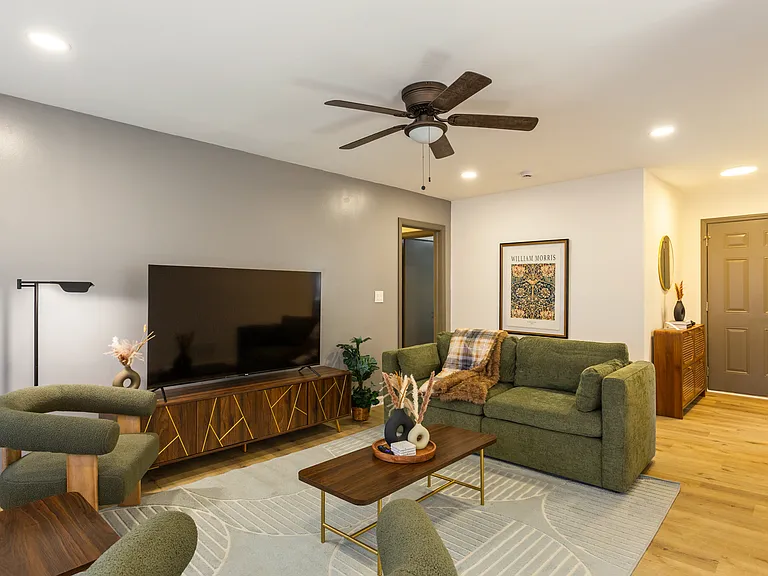 3712 Spring Hill Rd SE — Photo 7
