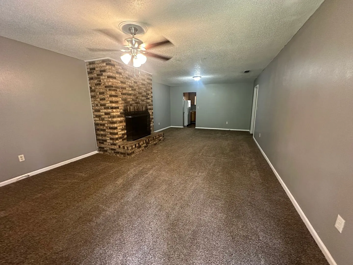 East Tallahassee Duplex avail now! — Photo 2