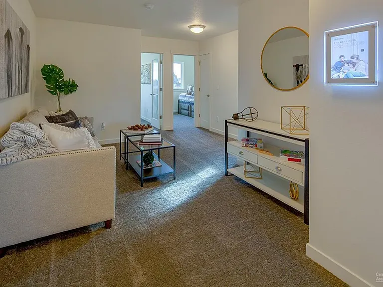 2520 NE Purcell Blvd — Photo 7