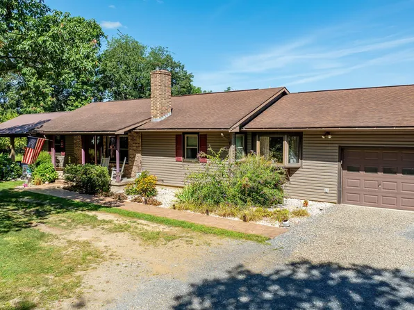 165 Mountain Rd, Milton, PA 17847