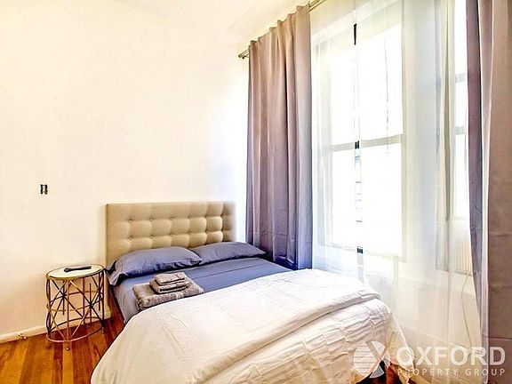 4th image of 56 W 39th St APT 5