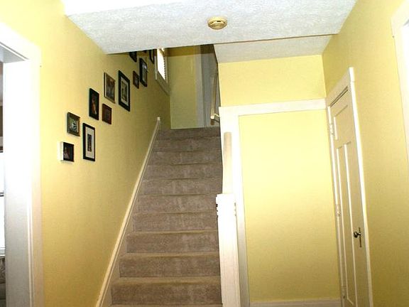 2nd image of 15 E Dixon Ave