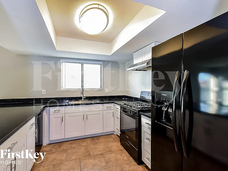 1335 Clagett Ln — Photo 7
