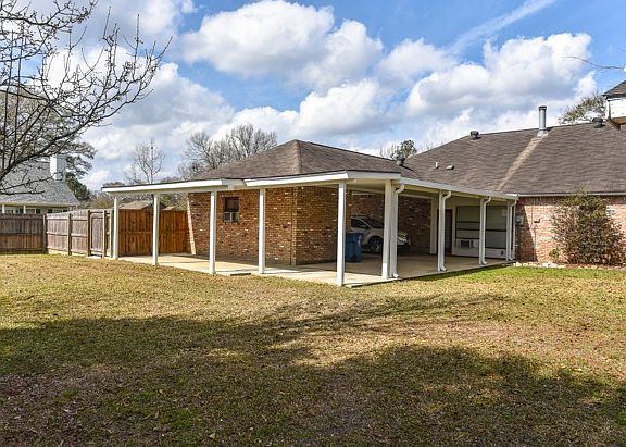 big rear patio and boat port