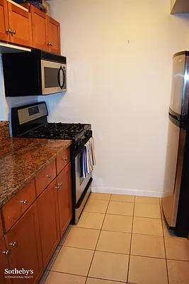 Rented by Sotheby's International Realty | media 35