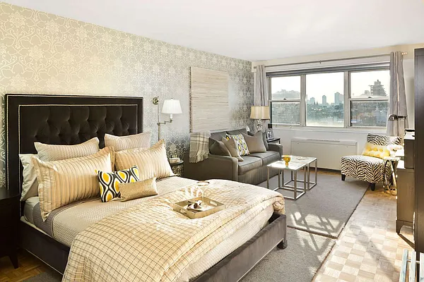 Rented by Stribling | media 6