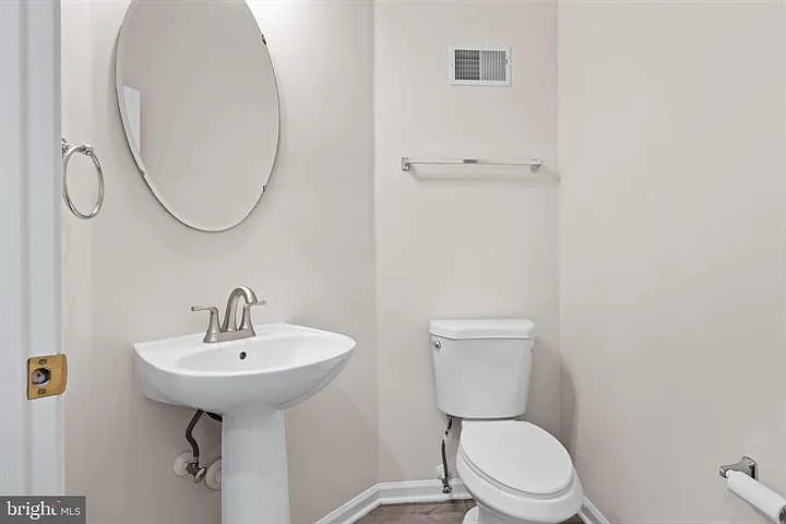 8880 Papillon Dr — Photo 18