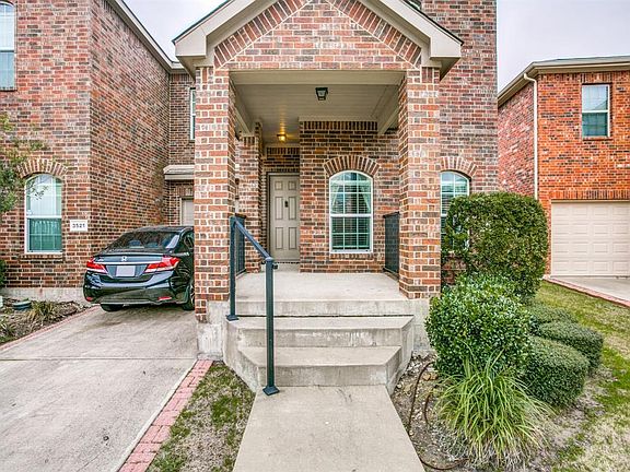 2nd image of 3517 Orchard Dr
