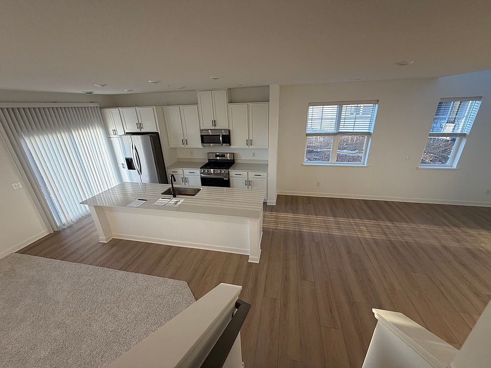1st image of 10545 Harbor Ln N #10545