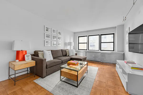 Sold by Compass | media 3