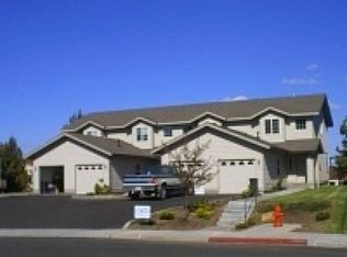 2080 NE Chanel Ct APT 3, Bend, OR 97701