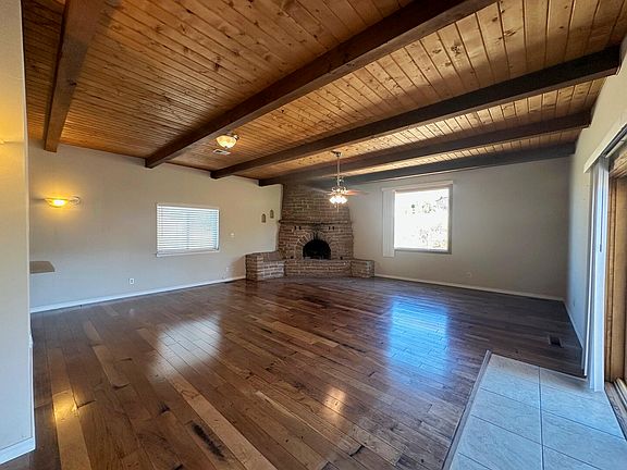 4th image of 100 Juniper Hill Pl NE