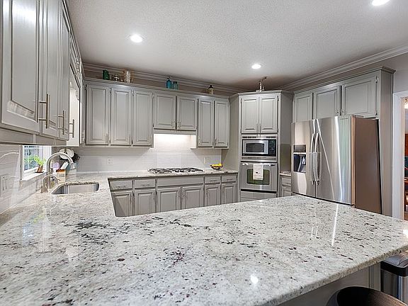 Upgraded Kitchen