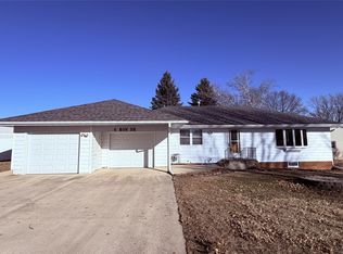6 W Bow Dr, Cherokee, IA 51012