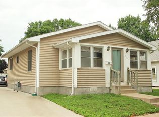 2434 Lyon St, Des Moines, IA 50317