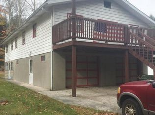 261 Robyn Ln, Pocono Lake, PA 18347