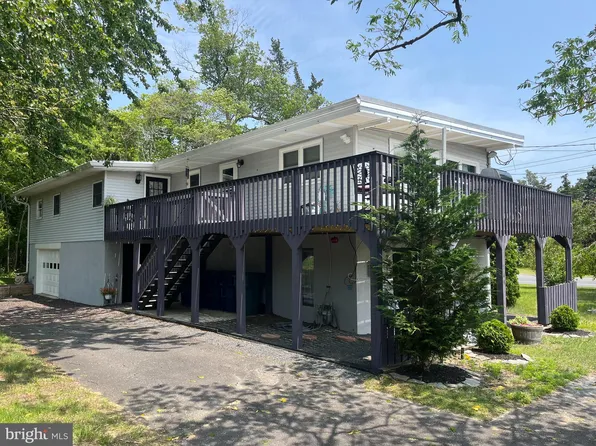 104 Price Dr, Little Egg Harbor, NJ 08087