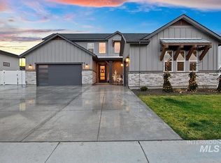 8367 W Sparks Lake Dr, Boise, ID 83714