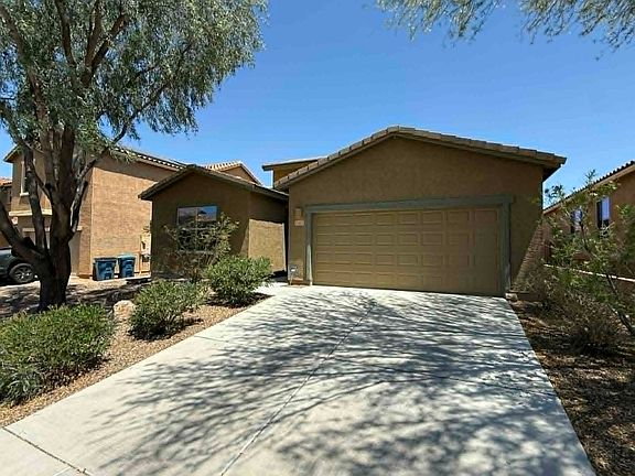 3rd image of 1147 E Empire Canyon Ln
