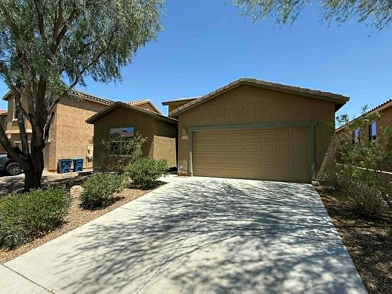 1147 E Empire Canyon Ln — Photo 3