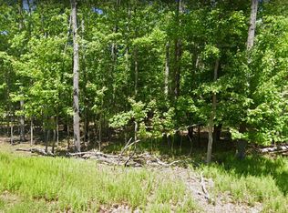 6 Cranberry Rd, Stroudsburg, PA 18360