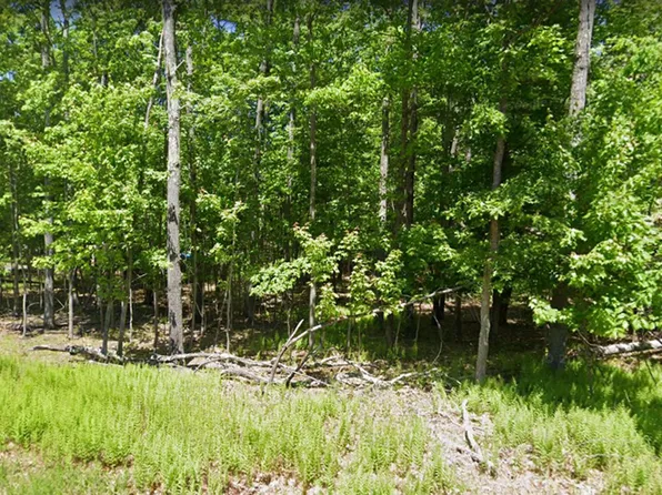 6 Cranberry Rd, Stroudsburg, PA 18360