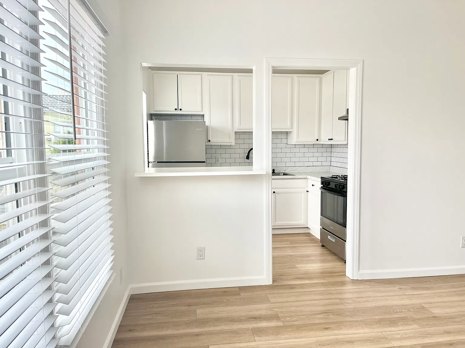 Studio, 425 sqft, $1,495 — Photo 4