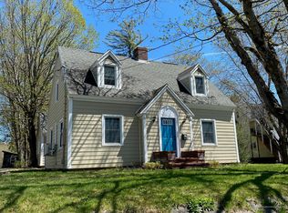 57 3rd St, Presque Isle, ME 04769