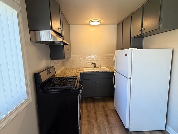 3rd image of 20360 Anza Ave #19