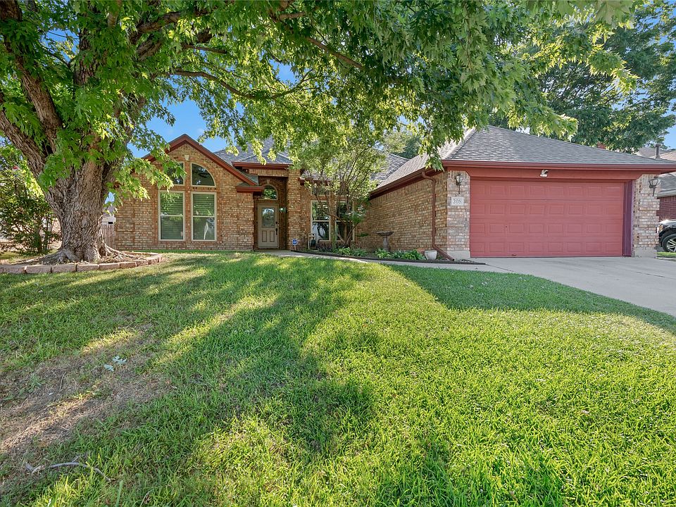 1st image of 308 Woodcrest Dr
