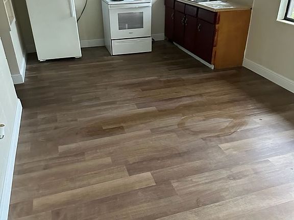 5th image of 320 Woodland Ave #Wood04