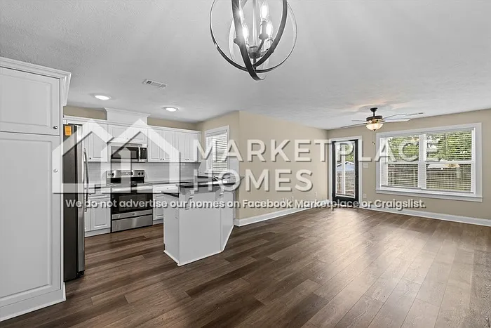 122 Downsbury Rd — Photo 9