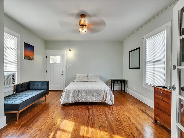 3529 Avenue M — Photo 20