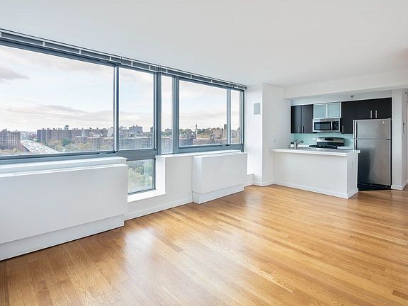 2nd image of 257 Gold St APT 4Y