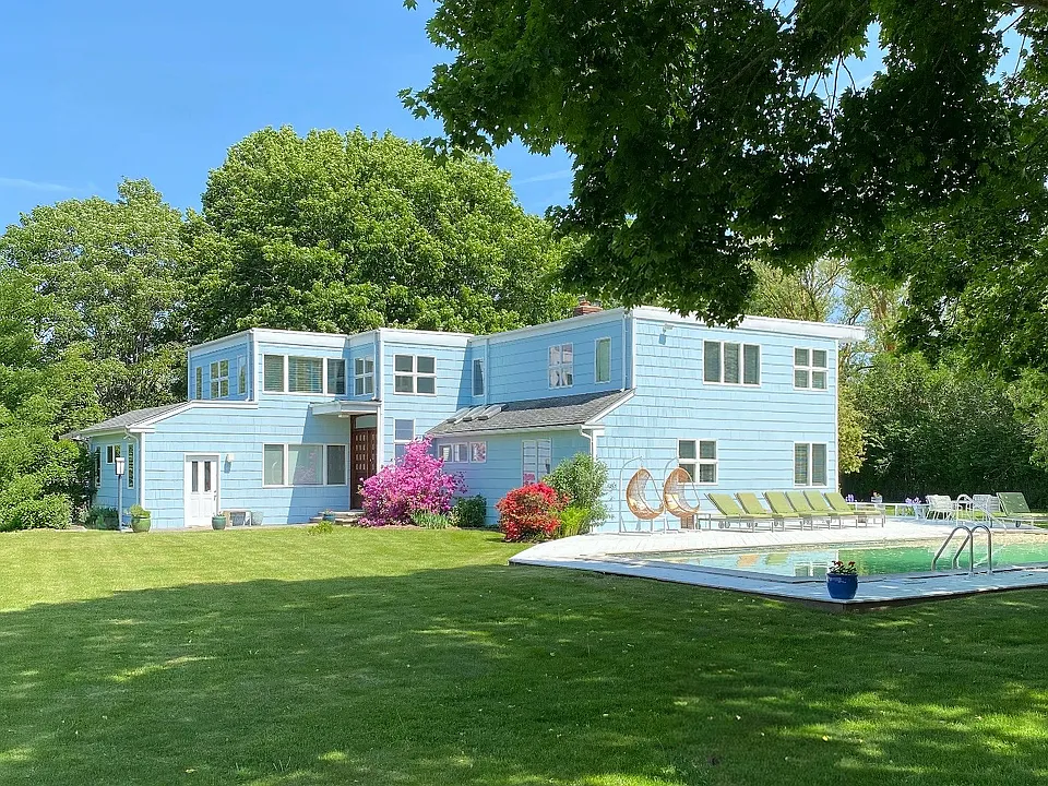79 Silver Ln