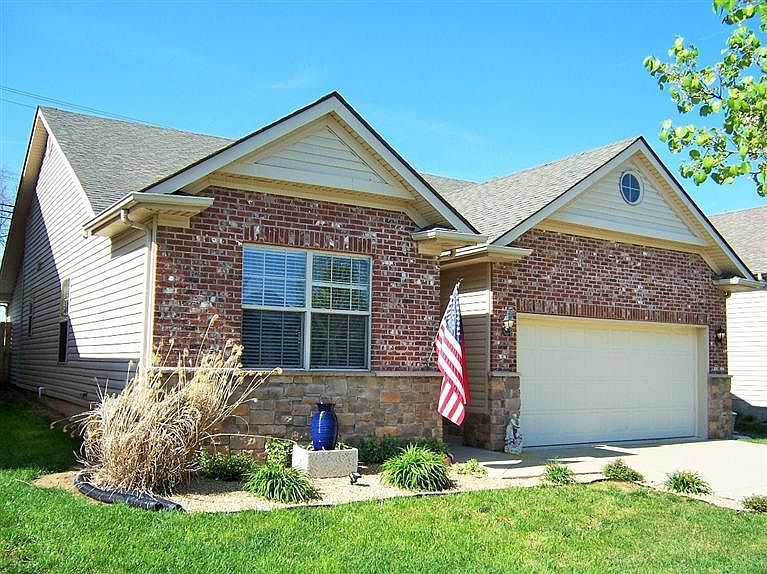 1st image of 2089 Drummond Dr