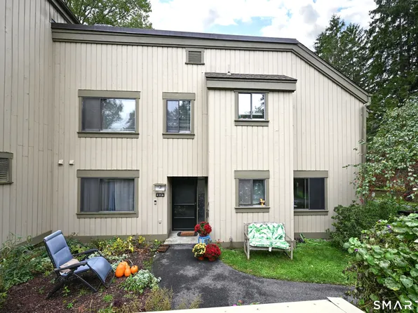 496 Heritage Village #A, Southbury, CT 06488