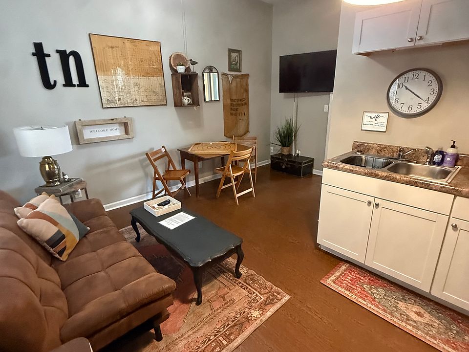 1st image of 1301 S Lee Hwy #1297