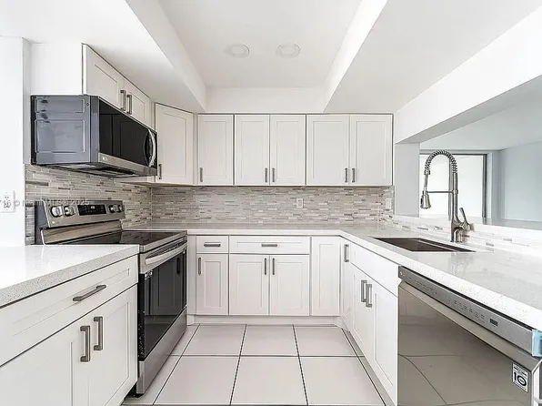 1931 Sabal Palm Dr APT 301, Fort Lauderdale, FL 33324