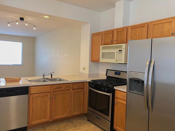 4th image of 5444 Mayflower Ct