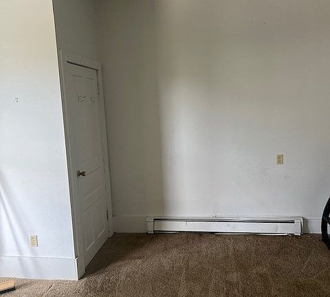 3rd image of 608 Pearl St APT 2